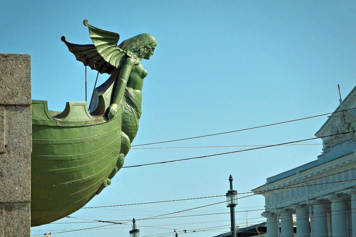 Ростральные колонны