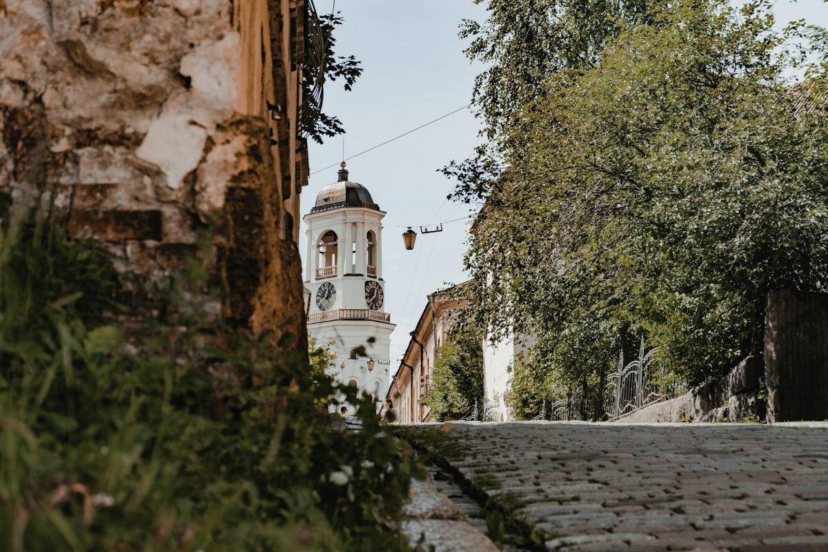 Узкие улочки Выборга